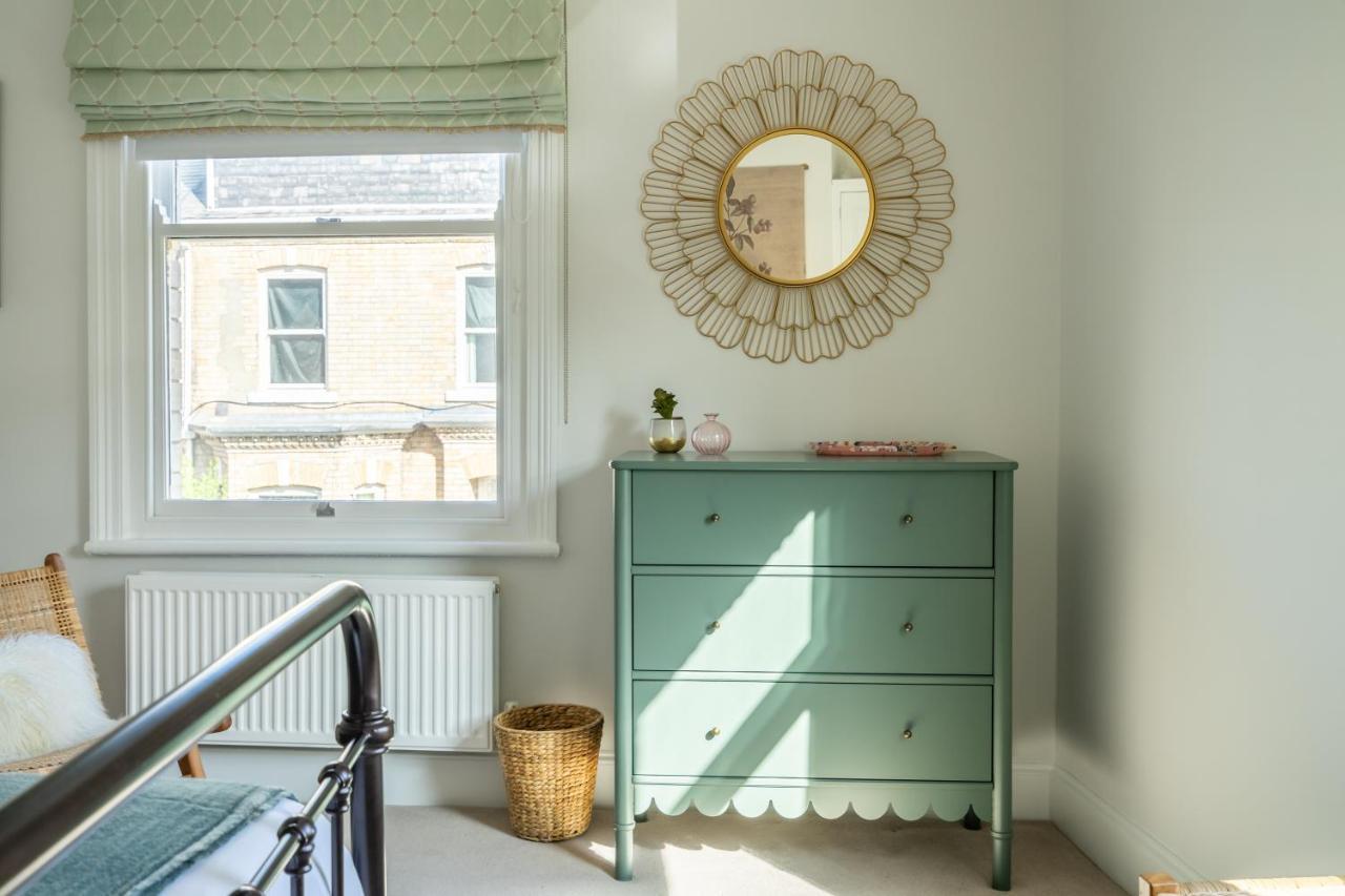 21 Scarcroft Road Villa - York — Photos 3